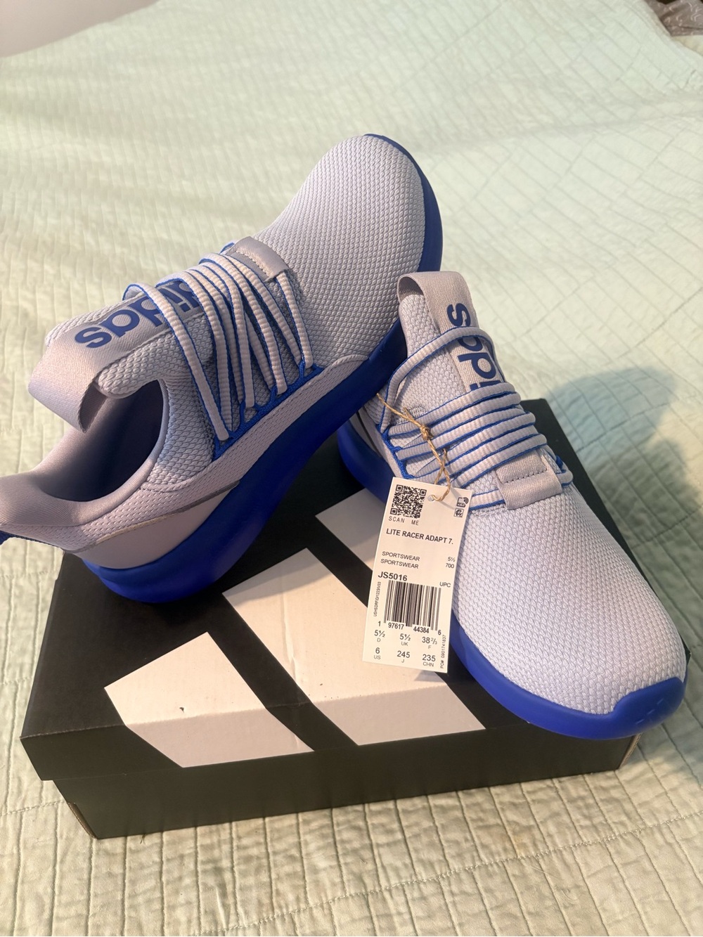 adidas Lite Racer Adapt 4.0 Sneakers in gray and Blue